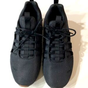 Puma Men Sneakers EUC